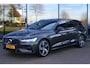 Volvo V60 2.0 B3 163 PK R-Design, Panoramadak, Harman/Kardon, Trekhaak, Leder, Sportstoelen