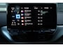 Volkswagen ID.4 First 77 kWh 150/204PK, 77KWH Accu, wegklapbare trekhaak, achteruitrijcamera, privacy glas, leder / alcantara, style interieur en exterieur pakket, navigatie, stoel en stuurwielverwarming, ACC, 20" LMV met 4 seizoenen banden