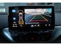 Volkswagen ID.4 First 77 kWh 150/204PK, 77KWH Accu, wegklapbare trekhaak, achteruitrijcamera, privacy glas, leder / alcantara, style interieur en exterieur pakket, navigatie, stoel en stuurwielverwarming, ACC, 20" LMV met 4 seizoenen banden