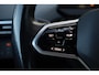 Volkswagen ID.4 First 77 kWh 150/204PK, 77KWH Accu, wegklapbare trekhaak, achteruitrijcamera, privacy glas, leder / alcantara, style interieur en exterieur pakket, navigatie, stoel en stuurwielverwarming, ACC, 20" LMV met 4 seizoenen banden