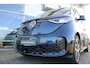 Volkswagen ID. Buzz Cargo Bulli 4MOTION | €9.000 VOORDEEL | 340 pk | 79 kWh | Trekhaak | Dubbele Schuifdeur | Passagiersstoel | 360° Camera | Navi | Travel Assist | Matrix LED Koplampen