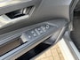 Peugeot 3008 1.6 Turbo 180 PK GT | Black Pack met 19" Velgen | Panorama Schuif-/Kanteldak | Trekhaak 1500 KG | 1e Eigenaarsauto | Navigatie | Alcantara Stoelen | Stoelverwarming | Camera | Elektrische Kofferklep | Keyless Entry | Adaptieve Cruise Control | Dode Hoek Detectie |