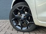 Ford Ka 1.2 69pk Titanium X | Voorruit verwarming | Climate Control | 16 inch lichtmetalen velgen | stalen winterset
