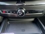 Volvo XC60 Plug-in Hybrid T6 AWD Plus Black Edition | Facelift | Panoramadak | Head-up display | 360 camera | Harman Kardon audio | Stoel- en stuurverwarming | Achterbank verwarming | Getint glas | Alarm |
