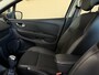 Renault Clio 0.9 TCe 90pk | Intens | Navi | Led | Keyless | PDC | Camera | 16" | Stoelverwarming | Keurig netjes onderhouden!