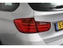 BMW 3-Serie Touring 320i Executive Sport Navi/Sportstoelen/Xenon/18 inch