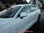 Volvo V60 2.0 B3 ACC / SPORTLEER / TREKHAAK / PILOT-ASSIST / CAMERA / CARPLAY