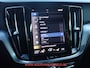 Volvo V60 2.0 B3 ACC / SPORTLEER / TREKHAAK / PILOT-ASSIST / CAMERA / CARPLAY