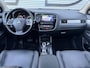 Mitsubishi Outlander 2.0 PHEV Instyle 2e Eigenaar,Navi,Schuifdak,Trekhaak,Camera,Clima,Cruise,PDC,N.A.P,APK tot 06-2026