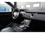 Land Rover Range Rover Evoque 1.5 P300e AWD R-Dynamic HSE | Head-Up display | Panoramisch schuif/kanteldak | Stoel en stuurwielverwarming | Parkeercamera | Black Pack | Elektrisch verstelbare voorstoelen met geheugen |