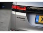 Land Rover Range Rover Evoque 1.5 P300e AWD R-Dynamic HSE | Head-Up display | Panoramisch schuif/kanteldak | Stoel en stuurwielverwarming | Parkeercamera | Black Pack | Elektrisch verstelbare voorstoelen met geheugen |