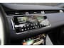 Land Rover Range Rover Evoque 1.5 P300e AWD R-Dynamic HSE | Head-Up display | Panoramisch schuif/kanteldak | Stoel en stuurwielverwarming | Parkeercamera | Black Pack | Elektrisch verstelbare voorstoelen met geheugen |
