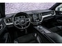 Volvo XC60 2.0 T8 Twin Engine AWD R-Design | Adaptieve Cruise Control | Luchtvering | Trekhaak | 21" Velgen | Panorama dak | Elektrische achterklep | Stoelverwarming | Adaptieve koplampen |
