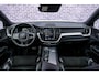 Volvo XC60 2.0 T8 Twin Engine AWD R-Design | Adaptieve Cruise Control | Luchtvering | Trekhaak | 21" Velgen | Panorama dak | Elektrische achterklep | Stoelverwarming | Adaptieve koplampen |