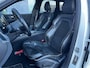Volvo XC60 2.0 T8 Twin Engine AWD R-Design | Adaptieve Cruise Control | Luchtvering | Trekhaak | 21" Velgen | Panorama dak | Elektrische achterklep | Stoelverwarming | Adaptieve koplampen |