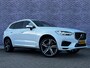 Volvo XC60 2.0 T8 Twin Engine AWD R-Design | Adaptieve Cruise Control | Luchtvering | Trekhaak | 21" Velgen | Panorama dak | Elektrische achterklep | Stoelverwarming | Adaptieve koplampen |