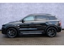 Lynk & Co 01 1.5 Plug-in Hybrid | Black Pack | Panoramadak | Achteruitrijcamera | 20" velgen | Adaptive cruise control | Navigatie | Apple Carplay / Android Auto | Stoelverwarming |