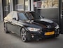 BMW 3-Serie 320i M-Sport | LED | TREKHAAK | CARPLAY | LEDER | DEALER OH. | SHADOWLINE