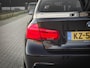 BMW 3-Serie 320i M-Sport | LED | TREKHAAK | CARPLAY | LEDER | DEALER OH. | SHADOWLINE