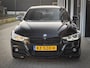 BMW 3-Serie 320i M-Sport | LED | TREKHAAK | CARPLAY | LEDER | DEALER OH. | SHADOWLINE