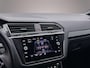 Volkswagen Tiguan Highline Business R 1.5 TSI 150pk DSG Automaat Trekhaak, Black Style, Panoramadak, Elektrische achterklep, Navigatie, Stoelverwarming, LED koplampen
