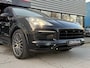 Porsche Cayenne Coupé 3.0 E-Hybrid Pano|NL-Auto|Keyless|4Wielbesturing|Approved|Bosé|462PK