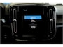 Volvo XC40 1.5 T5 Plug-in Hybrid 193kW/262pk DCT7 Ultimate Bright FACELIFT! PANORAMADAK + HARMAN/KARDON + ADAPT.CRUISE + PILOT ASSIST + NAVI SENSUS + BLIS + LANE ASSIST + EL.STOELEN + STOEL-&STUURVERWARMING + 360 CAMERA + KEYLESS + PARKSENSOREN V&A + 20” LM-VELGEN!!