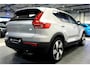 Volvo XC40 1.5 T5 Plug-in Hybrid 193kW/262pk DCT7 Ultimate Bright FACELIFT! PANORAMADAK + HARMAN/KARDON + ADAPT.CRUISE + PILOT ASSIST + NAVI SENSUS + BLIS + LANE ASSIST + EL.STOELEN + STOEL-&STUURVERWARMING + 360 CAMERA + KEYLESS + PARKSENSOREN V&A + 20” LM-VELGEN!!
