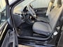 Volkswagen Up! 1.0 move up! BlueMotion / AIRCO / NAVIGATIE / STOELVERWARMING / NEDERLANDSE AUTO / 5-DEURS / ELEK. PAKKET