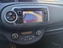 Toyota Yaris 1.0 VVT-i Aspiration / AIRCO / ACHTERUITRIJCAMERA / 5-DEURS / NL-AUTO