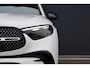 Mercedes-Benz GLC 300e 4MATIC Premium+ AMG Line Aut9 | Luchtvering | Achterasbesturing | Distronic+ | Burmester | Trekhaak | HUD | Verwarmd Stuurwiel | Digital Light | Keyless Go |