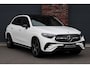 Mercedes-Benz GLC 300e 4MATIC Premium+ AMG Line Aut9 | Luchtvering | Achterasbesturing | Distronic+ | Burmester | Trekhaak | HUD | Verwarmd Stuurwiel | Digital Light | Keyless Go |
