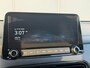 Hyundai Kona 1.6 GDI HEV Comfort Smart / Navigatie / 18" Lm velgen / Led Koplampen / Trekhaak / Adaptieve Cruise Control / Krell Audio /