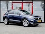 Volkswagen T-Roc 1.0 TSI Style | Origineel NL | 2e Eigenaar | Navigatie | Virtual Cockpit | Adaptieve Cruise Control | Climate Control | Apple Carplay | Android Auto | Metallic | Privacy Glas | Lichtmetalen Velgen | DAB+ Radio | Parkeersensoren |