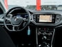 Volkswagen T-Roc 1.0 TSI Style | Origineel NL | 2e Eigenaar | Navigatie | Virtual Cockpit | Adaptieve Cruise Control | Climate Control | Apple Carplay | Android Auto | Metallic | Privacy Glas | Lichtmetalen Velgen | DAB+ Radio | Parkeersensoren |
