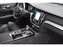 Volvo V60 2.0 T8 Twin Engine AWD R-Design ORG.NED / SOH 93% / LEER / CAMERA / TREKHAAK / NAP / HARMAN-KARDON / CARPLAY