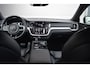 Volvo V60 2.0 T8 Twin Engine AWD R-Design ORG.NED / SOH 93% / LEER / CAMERA / TREKHAAK / NAP / HARMAN-KARDON / CARPLAY