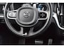 Volvo V60 2.0 T8 Twin Engine AWD R-Design ORG.NED / SOH 93% / LEER / CAMERA / TREKHAAK / NAP / HARMAN-KARDON / CARPLAY