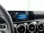 Mercedes-Benz A-klasse 160 Style | Handgeschakeld | Led verlichting | Achteruitrij camera | Cruise control | Inclusief 24 maanden MB Certified garantie voor Europa.