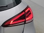 Mercedes-Benz A-klasse 160 Style | Handgeschakeld | Led verlichting | Achteruitrij camera | Cruise control | Inclusief 24 maanden MB Certified garantie voor Europa.