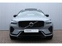 Volvo XC60 T6 Plug-in hybrid AWD Ultra Dark | Luchtvering | Panoramadak | Semi elektrische trekhaak | Premium audio by Bowers&Wilkins | Verwarmbare voorstoel en stuurwiel | 360 graden camera | Geheugenfunctie voorstoelen |
