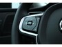 Volvo XC60 T6 Plug-in hybrid AWD Ultra Dark | Luchtvering | Panoramadak | Semi elektrische trekhaak | Premium audio by Bowers&Wilkins | Verwarmbare voorstoel en stuurwiel | 360 graden camera | Geheugenfunctie voorstoelen |