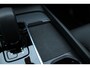 Volvo XC60 T6 Plug-in hybrid AWD Ultra Dark | Luchtvering | Panoramadak | Semi elektrische trekhaak | Premium audio by Bowers&Wilkins | Verwarmbare voorstoel en stuurwiel | 360 graden camera | Geheugenfunctie voorstoelen |