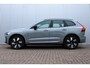 Volvo XC60 T6 Plug-in hybrid AWD Ultra Dark | Luchtvering | Panoramadak | Semi elektrische trekhaak | Premium audio by Bowers&Wilkins | Verwarmbare voorstoel en stuurwiel | 360 graden camera | Geheugenfunctie voorstoelen |