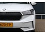 Skoda Enyaq iV 80 | Elektr. Trekhaak | Crystal Light | Warmtepomp | Camera | Half leer | Stuuverwarming