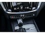 Volvo V60 2.0 T5 Inscription | Adaptive Cruise Control | Ventilatie voorstoelen | Standkachel | Stoelverwarming voor & achter | Stuurverwarming | Harman / Kardon | Memory Seats |