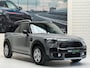 MINI Countryman Mini 1.5 Cooper Chili Turbo 136 PK / Airco / 17" LM Velgen / Park Sensors / Privacy Glas / Roofrails / Trekhaak / Hoge Instap!