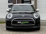 MINI Cooper Mini 1.5 Classic Chili Turbo 136 PK 5 Deurs / Airco / Navigatie / Apple CarPlay / 16" 5 Spoke Velg / Sport Int / Park Sensors / 1e Eigenaar!