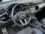 Audi Q3 35 TFSI Automaat S-Line Black edition 150 PK / Audi Virtual Cockpit / 20" Velgen / Apple CarPlay / Trekhaak Zwenkbaar / Camera / Sport Int / 1e Eigenaar!