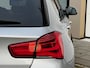 BMW 1-Serie 116d Sport Automaat / Airco / Schuif-Kanteldak / Navigatie / Sport Int / LM Velgen / Trekhaak
